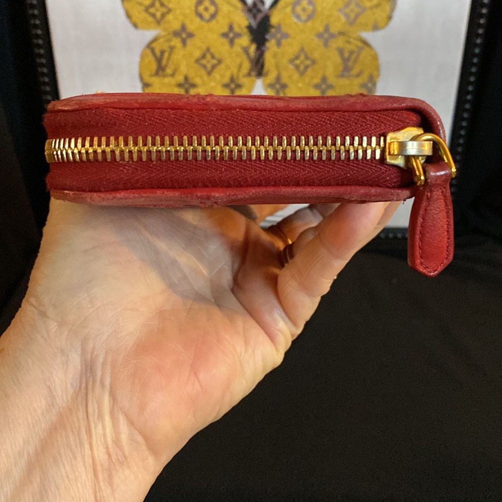 Authentic Prada Card Wallet - Picture 4 of 13